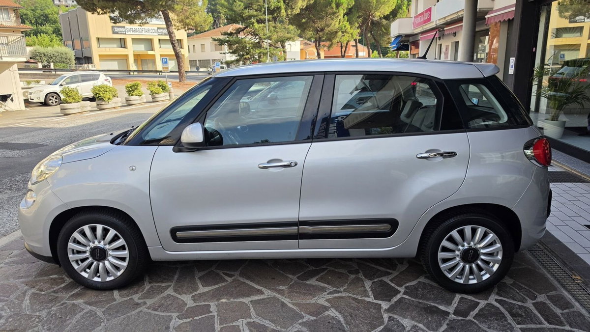 Fiat 500L 1.3 Multijet 95 CV Dualogic Lounge (8)