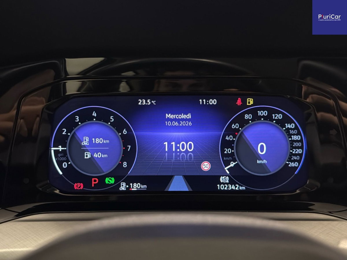 Volkswagen Golf 1.5 TGI DSG Style (10)