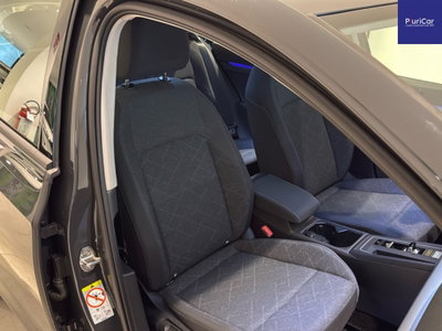 Volkswagen Golf 1.5 TGI DSG Style (5)