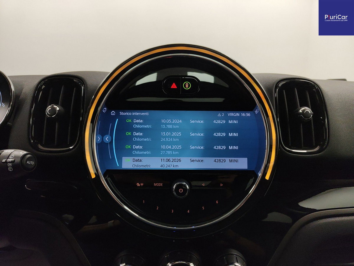 MINI Mini Countryman 2.0 Cooper D Essential Countryman (14)