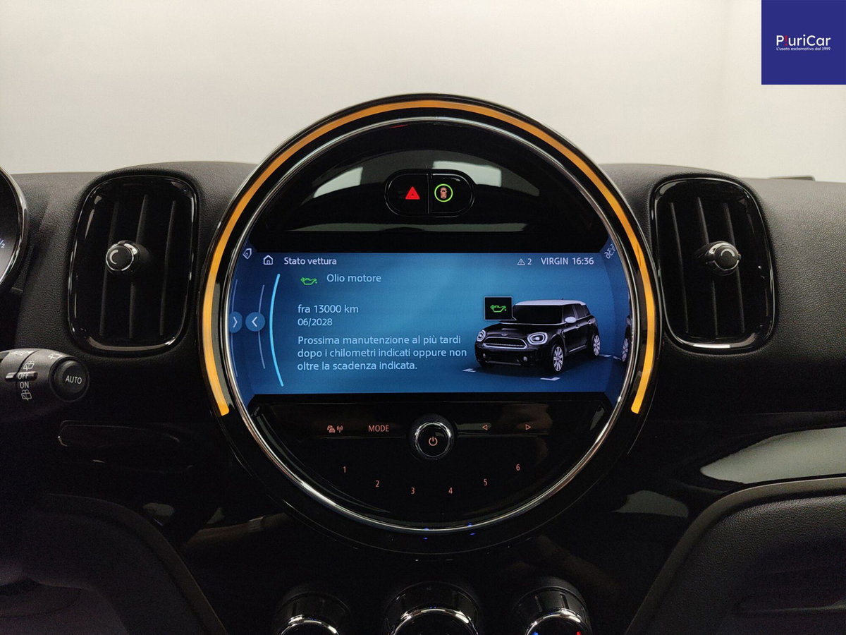 MINI Mini Countryman 2.0 Cooper D Essential Countryman (15)
