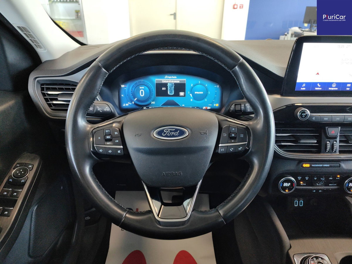 Ford Kuga 1.5 EcoBlue 120 CV 2WD Titanium (16)