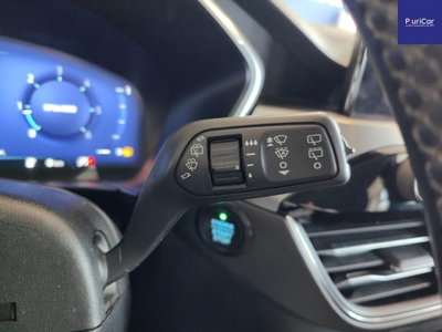 Ford Kuga 1.5 EcoBlue 120 CV 2WD Titanium (18)