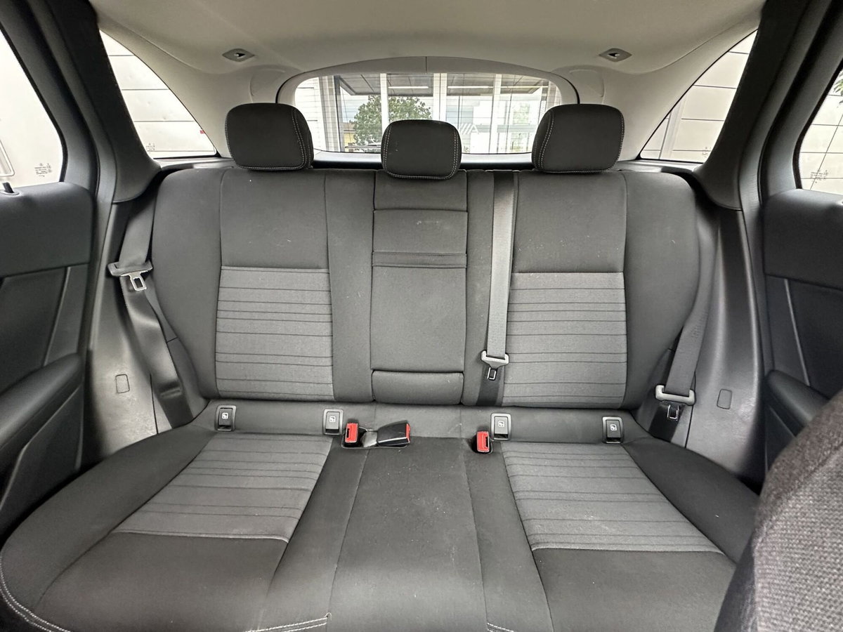 Mercedes-Benz GLC SUV 220 d 4Matic Sport (14)