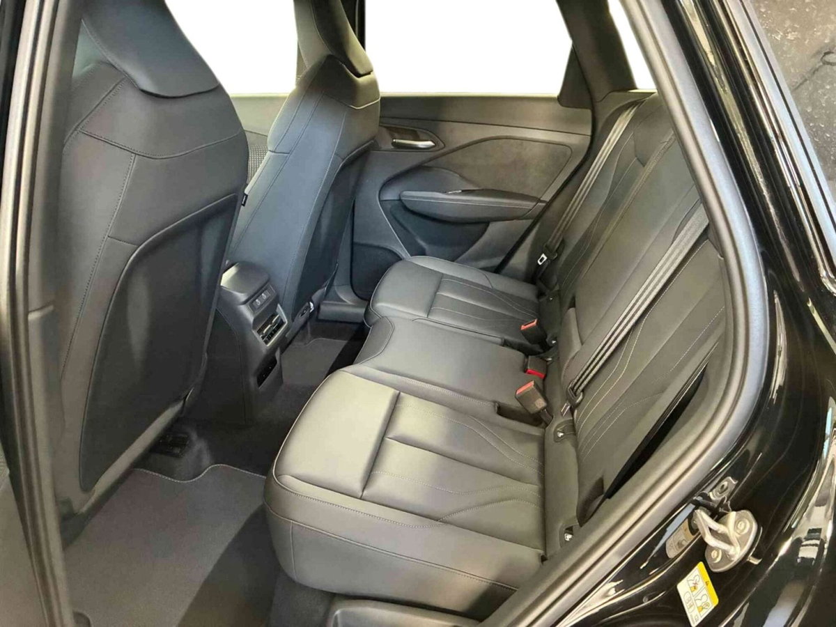 Audi Q3 2.0 TDI 150 CV S tronic S line Edition (8)