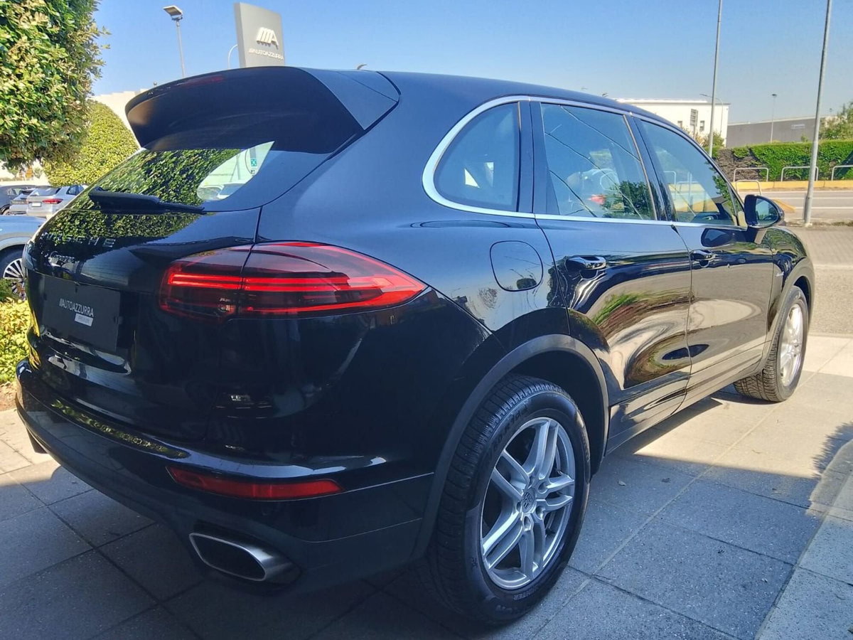 Porsche Cayenne 3.0 Diesel (4)