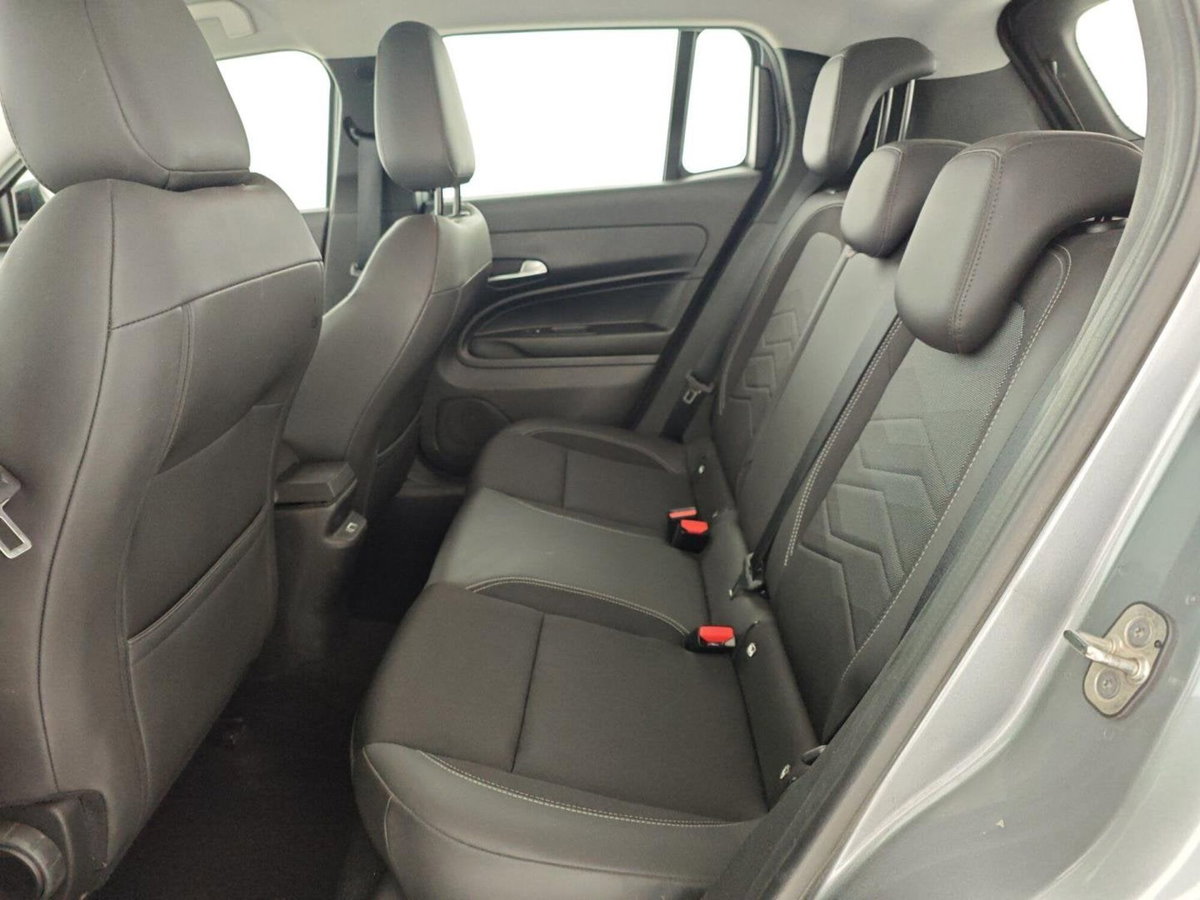 Jeep Avenger 1.2 turbo Altitude fwd 100cv (10)