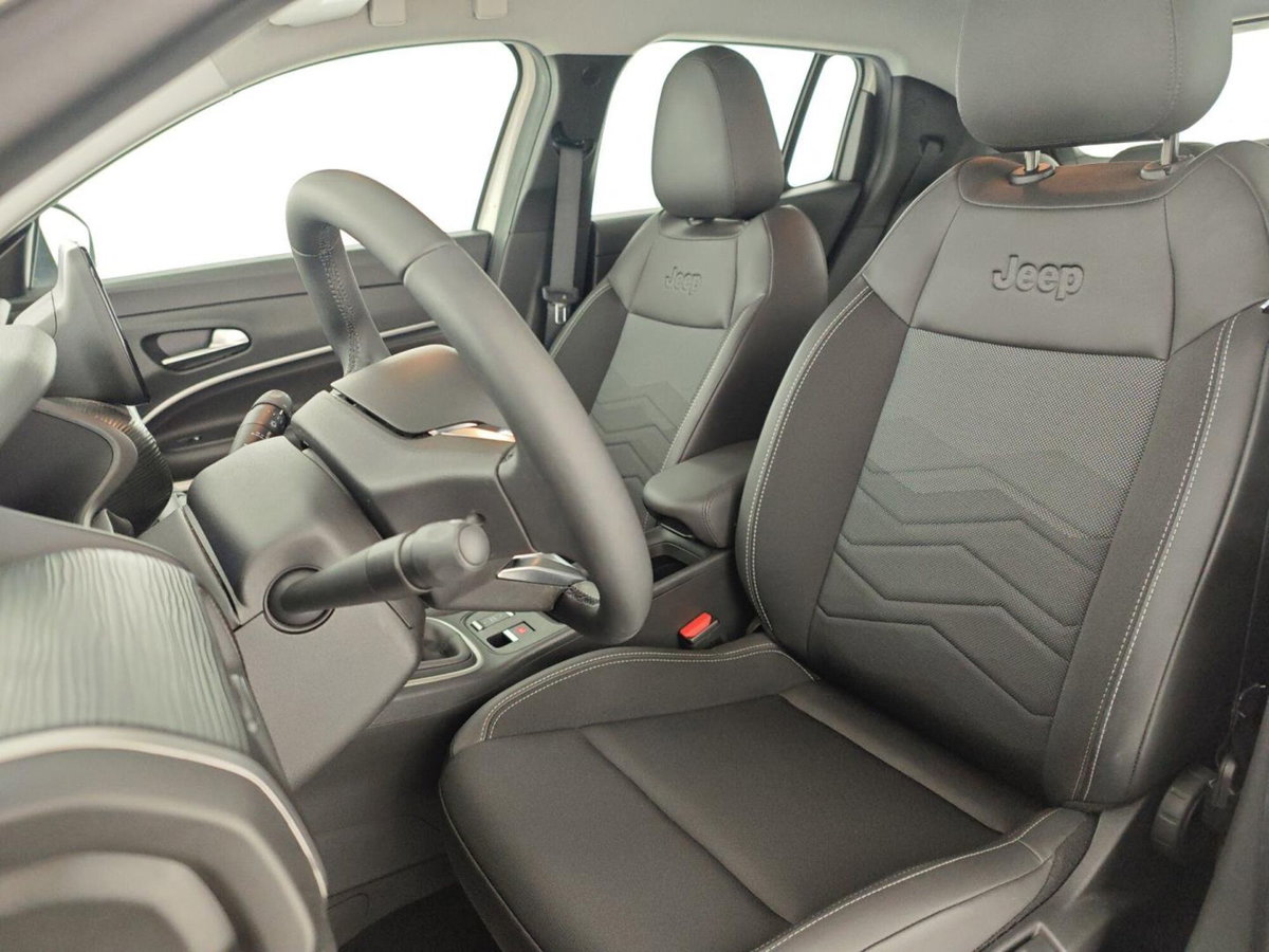 Jeep Avenger 1.2 turbo Altitude fwd 100cv (11)