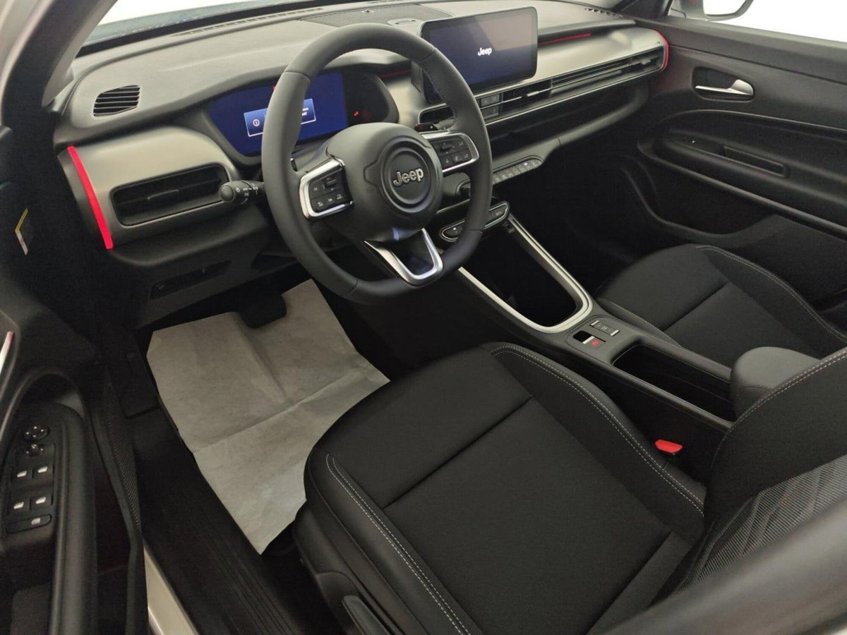 Jeep Avenger 1.2 turbo Summit fwd 100cv (10)