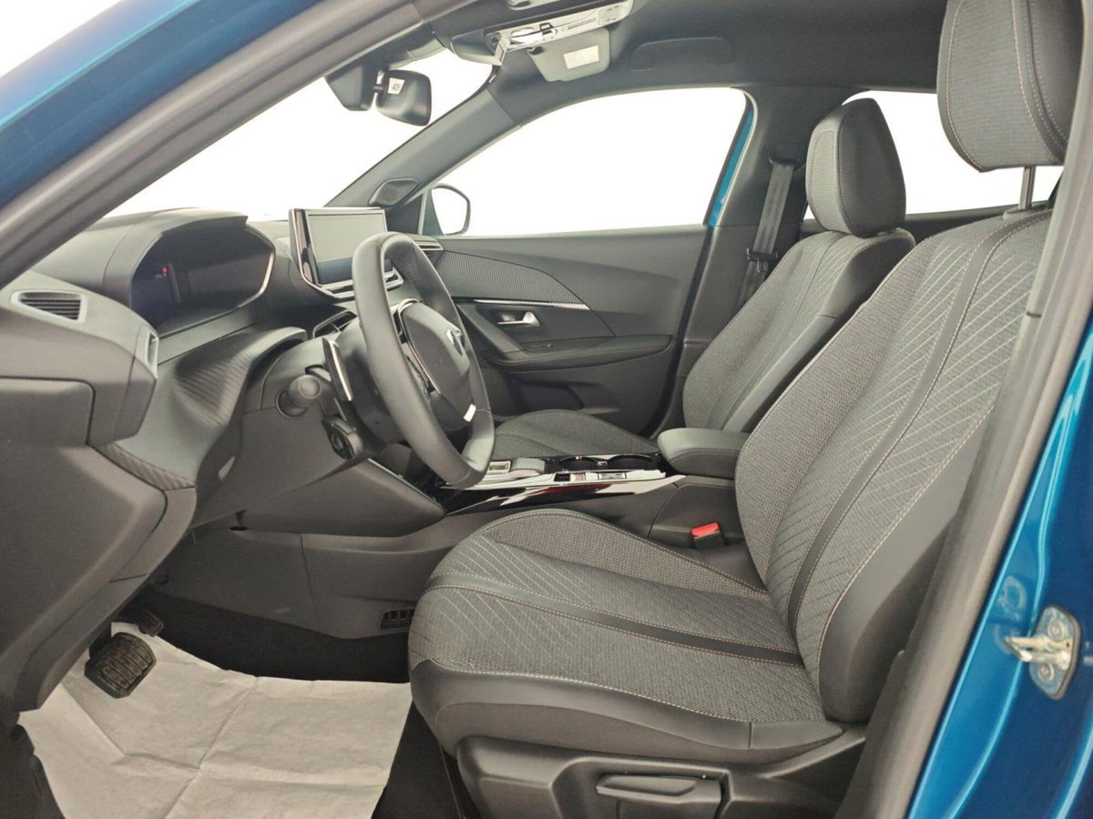 Peugeot 2008 1.2 hybrid Allure 145cv e-dcs6 (10)