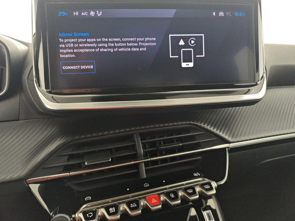 Peugeot 2008 1.2 hybrid Allure 145cv e-dcs6 (17)