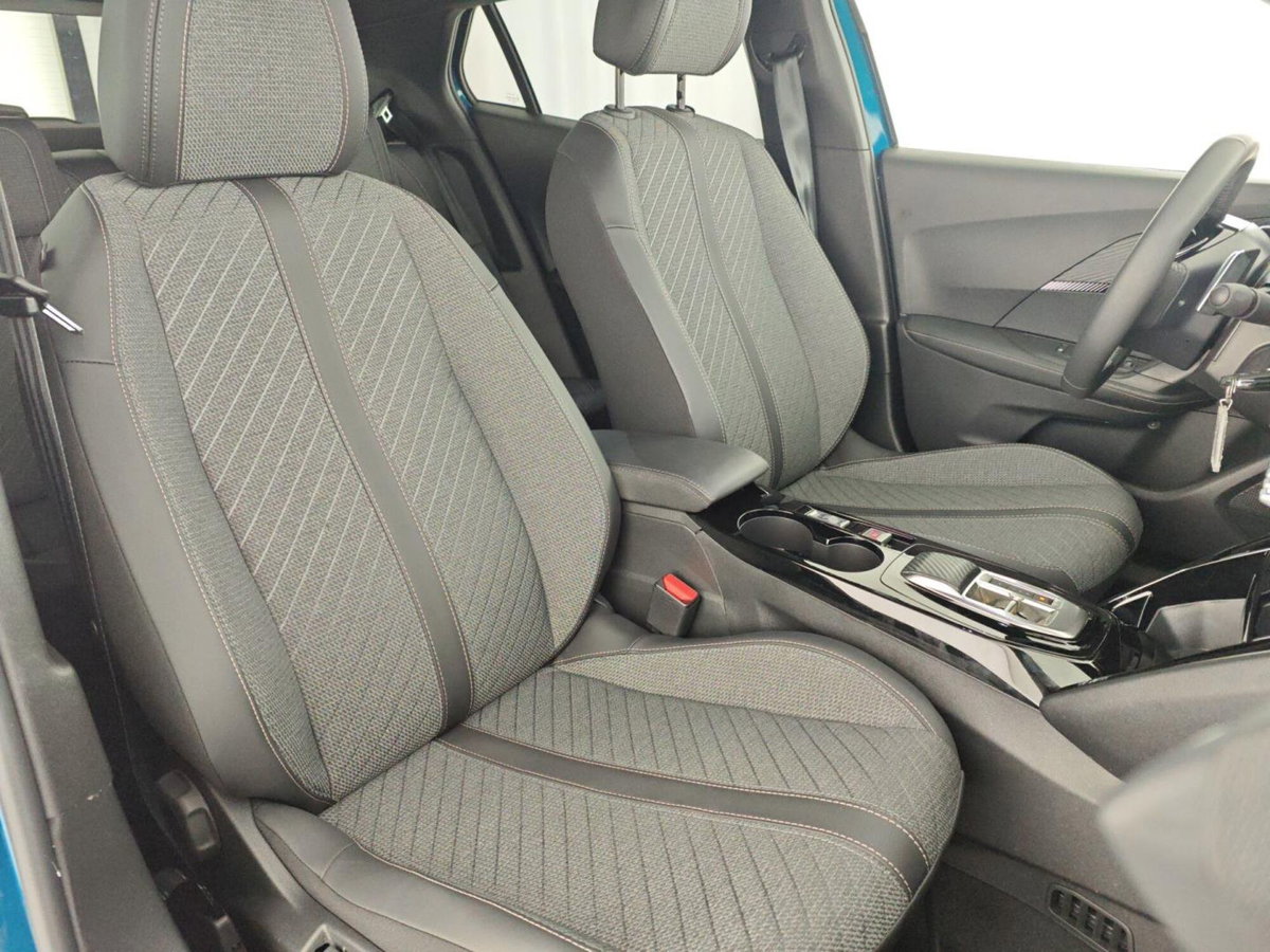 Peugeot 2008 1.2 hybrid Allure 145cv e-dcs6 (14)