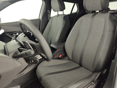 Peugeot 2008 1.2 hybrid Allure 145cv e-dcs6 (11)