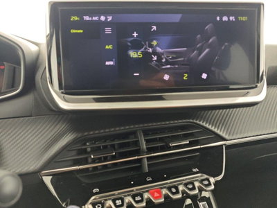 Peugeot 2008 1.2 hybrid Allure 145cv e-dcs6 (16)
