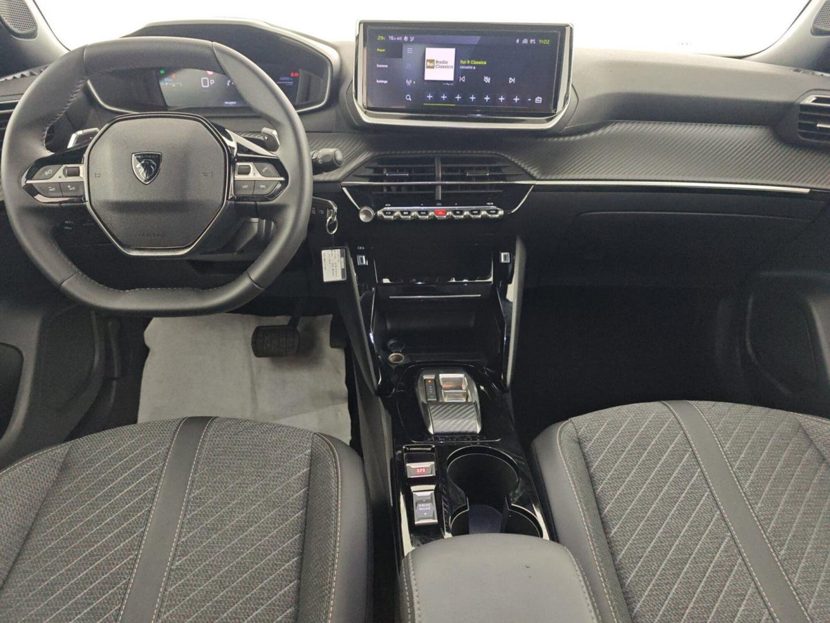 Peugeot 2008 1.2 hybrid Allure 145cv e-dcs6 (19)