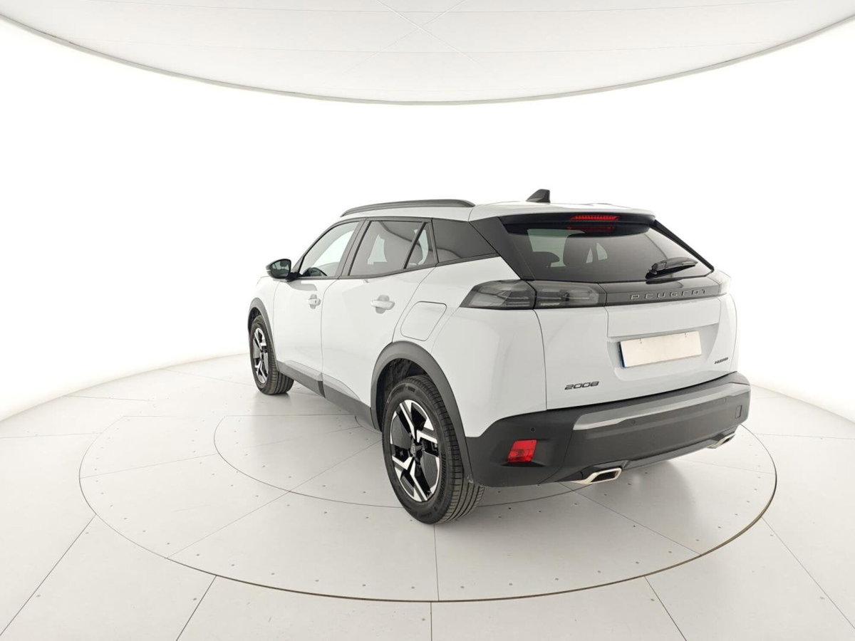 Peugeot 2008 1.2 hybrid Allure 145cv e-dcs6 (3)