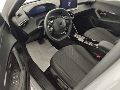 Peugeot 2008 1.2 hybrid Allure 145cv e-dcs6 (9)