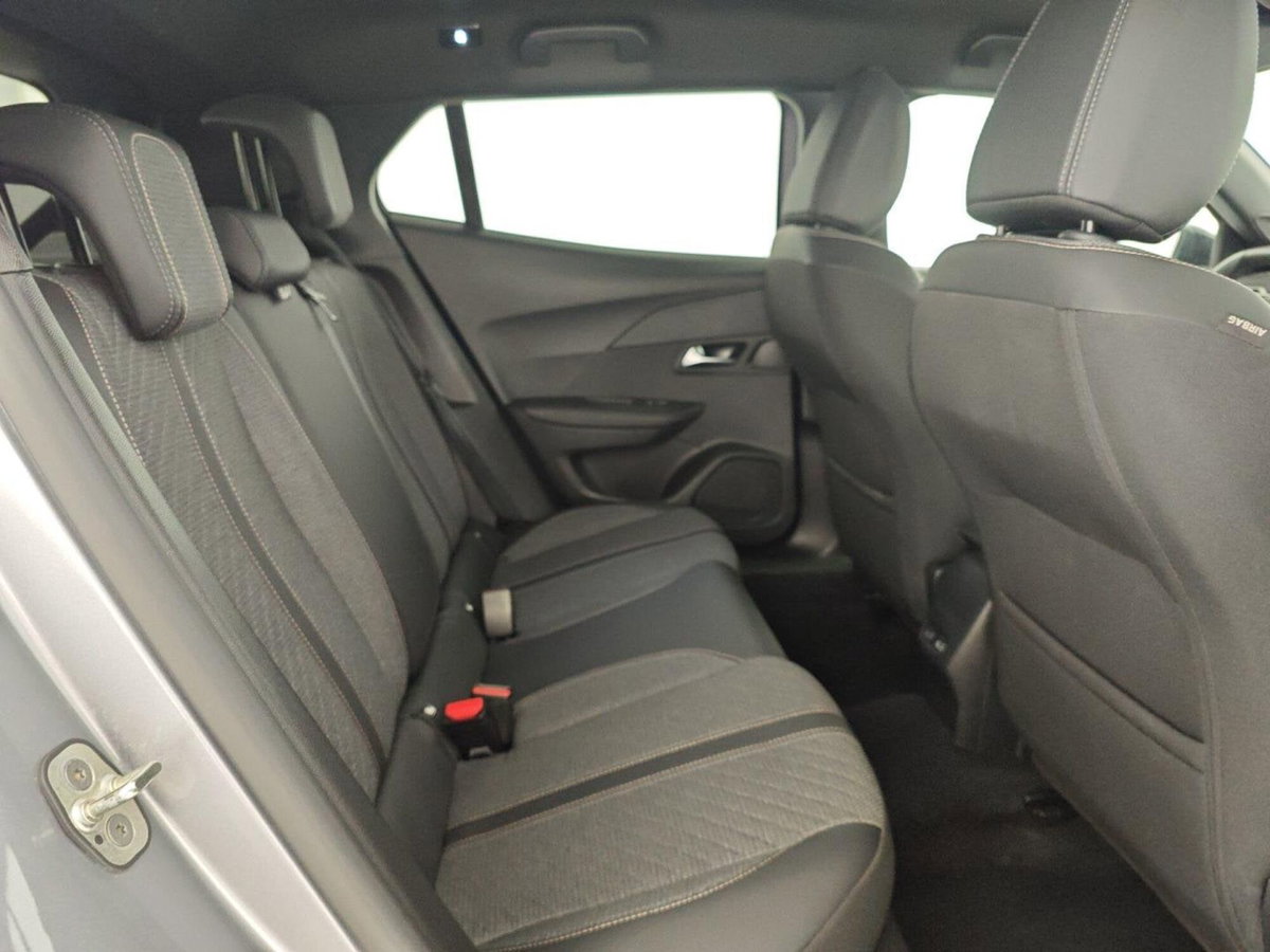 Peugeot 2008 1.2 hybrid Allure 145cv e-dcs6 (15)