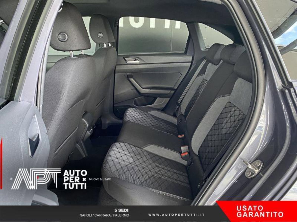 Volkswagen Taigo 1.0 tsi R-Line 115cv dsg (11)