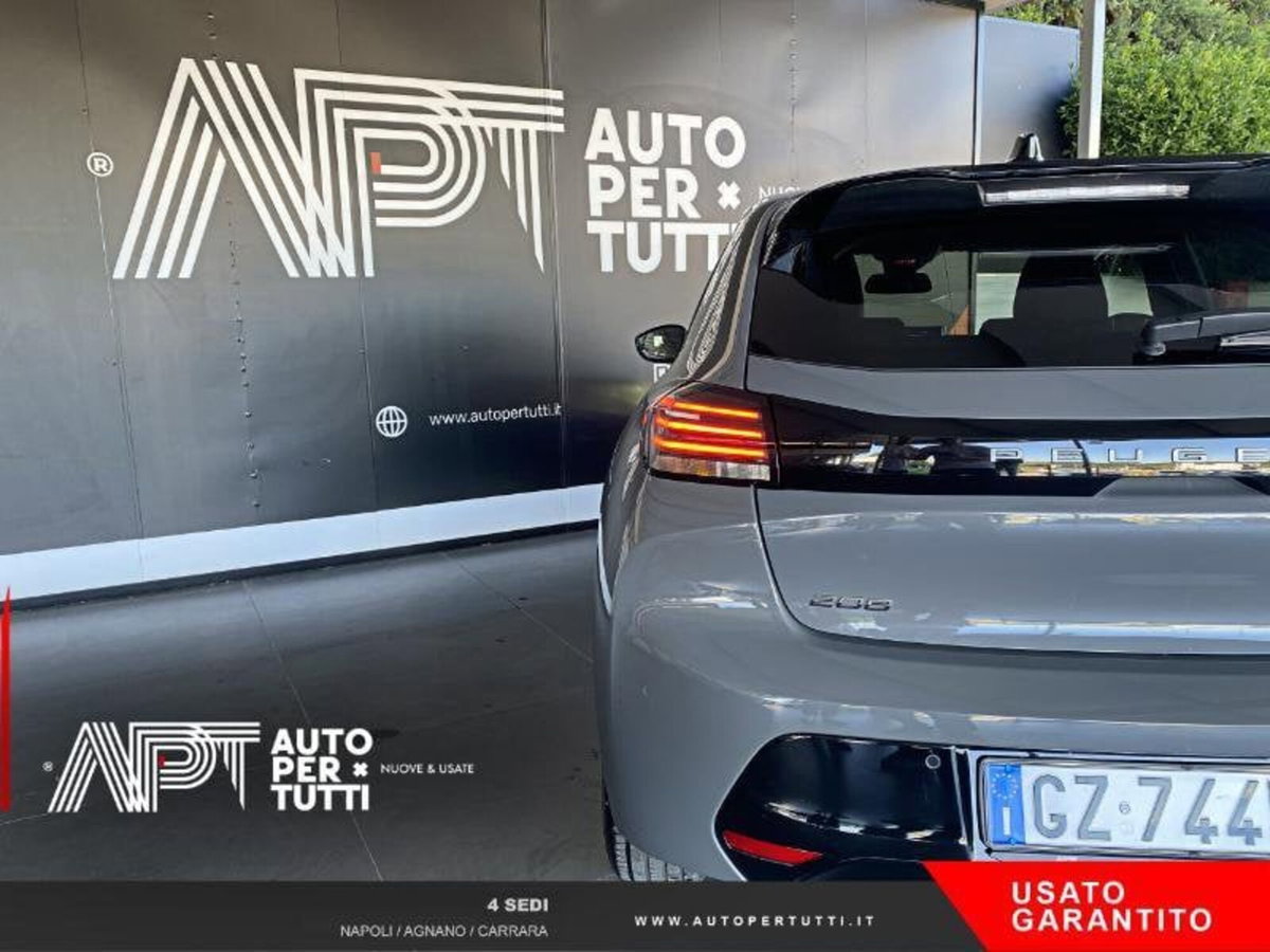 Peugeot 208 1.2 hybrid Allure 110cv e-dcs 6 (20)