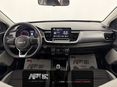 Kia Stonic 1.0 t-gdi mhev Black Edition 100cv mt (17)