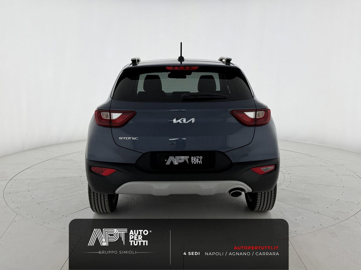Kia Stonic 1.0 t-gdi mhev Black Edition 100cv mt (4)