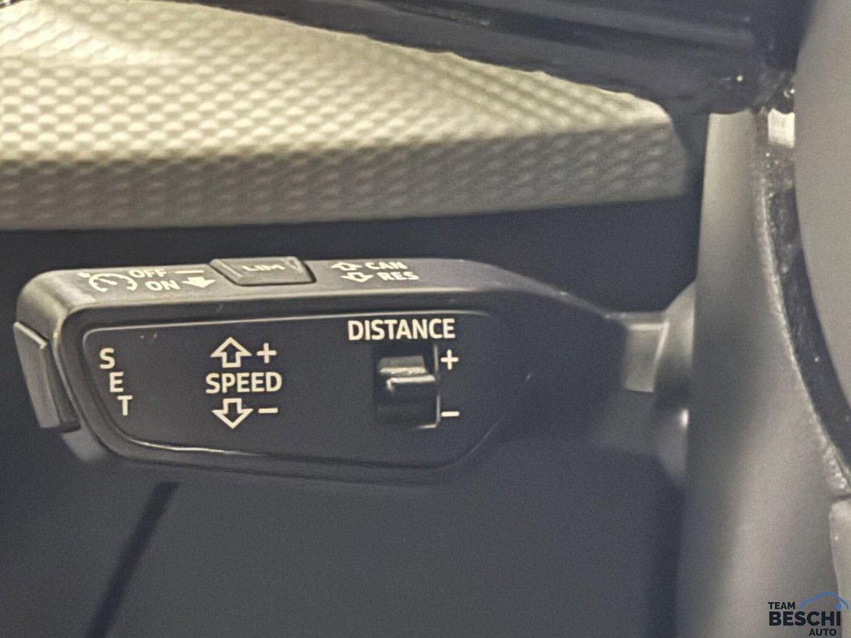 Audi Q2 Q2 35 TFSI S tronic Business (10)