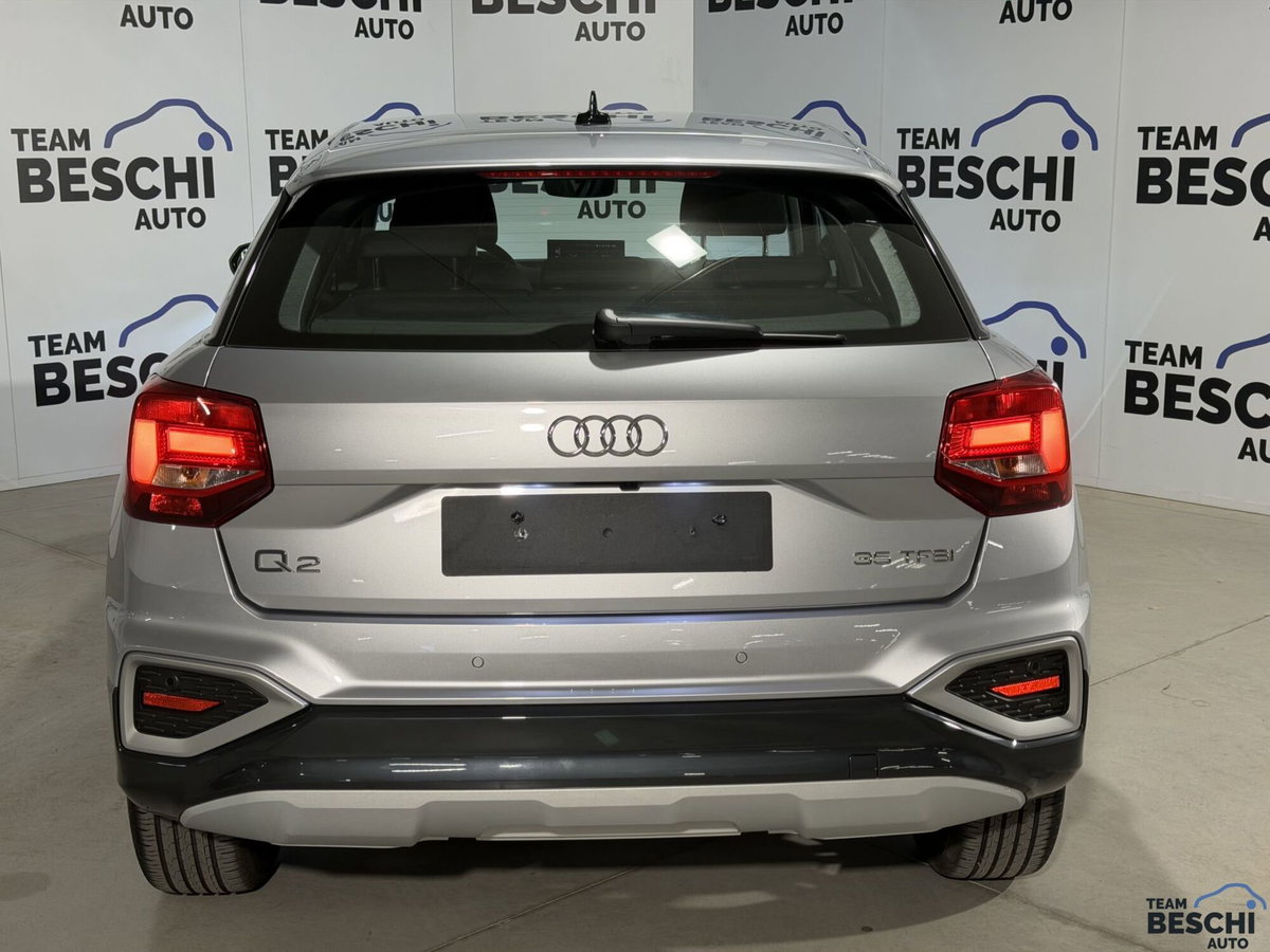 Audi Q2 Q2 35 TFSI S tronic Business (4)