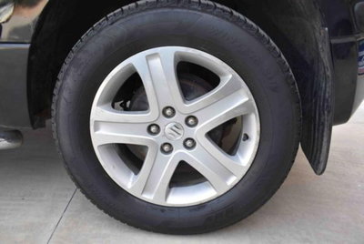 Suzuki Grand Vitara 1.9 DDiS 3 porte Offroad (20)