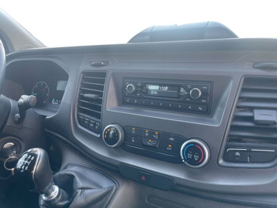 Ford E-Transit Custom Furgone e Transit custom V710 320 64kWh 218cv Trend L2H1 d.cab (11)