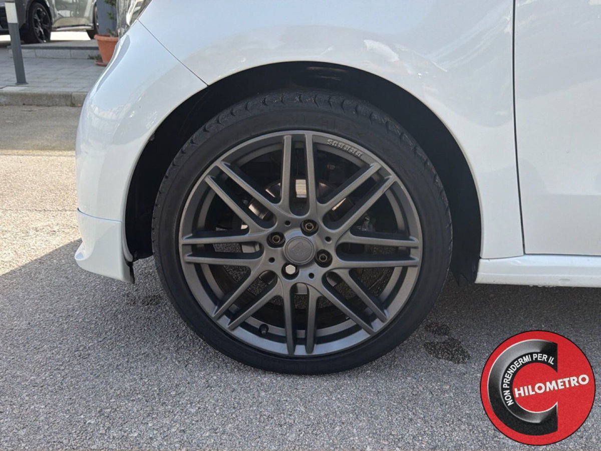smart forfour forfour 90 0.9 Turbo Brabus Style (13)