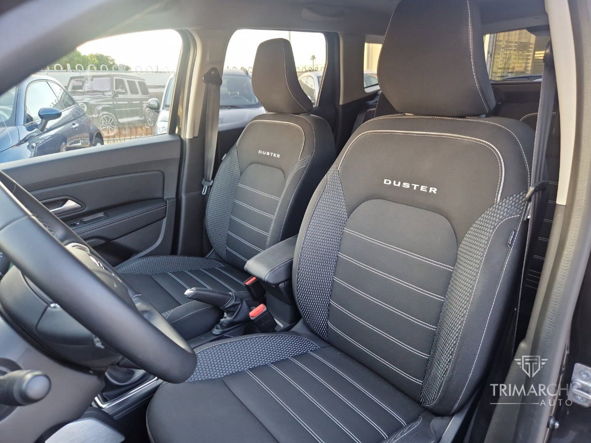 Dacia Duster 1.0 TCe 100 CV ECO-G 4x2 Prestige (9)