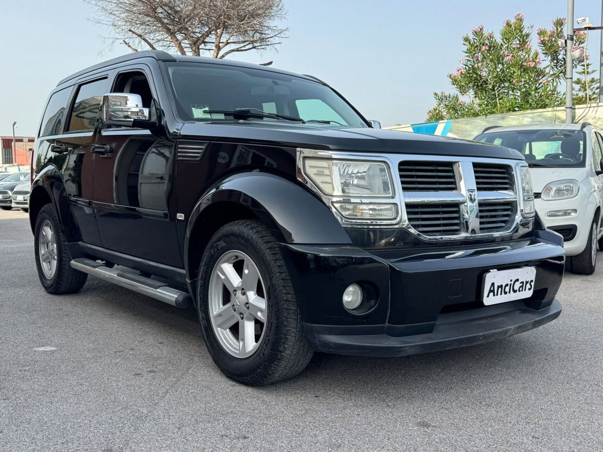 Dodge Nitro 2.8 CRD DPF SE 4WD Auto (2)