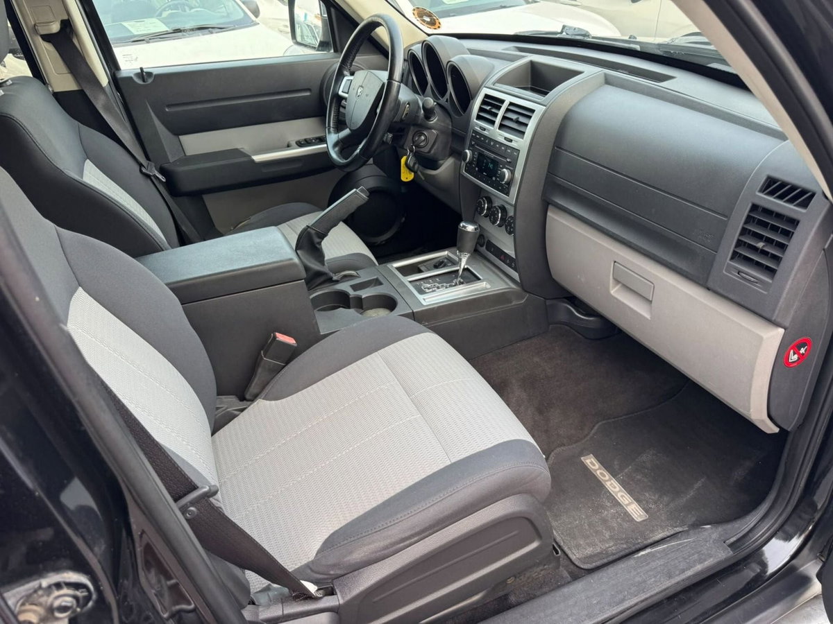 Dodge Nitro 2.8 CRD DPF SE 4WD Auto (9)