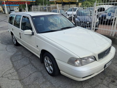 Volvo V70 2.0 T Kinetic (3)