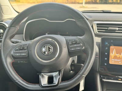Mg ZS ZS 1.5 Luxury (13)