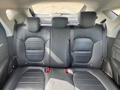 Mg ZS ZS 1.5 Luxury (14)