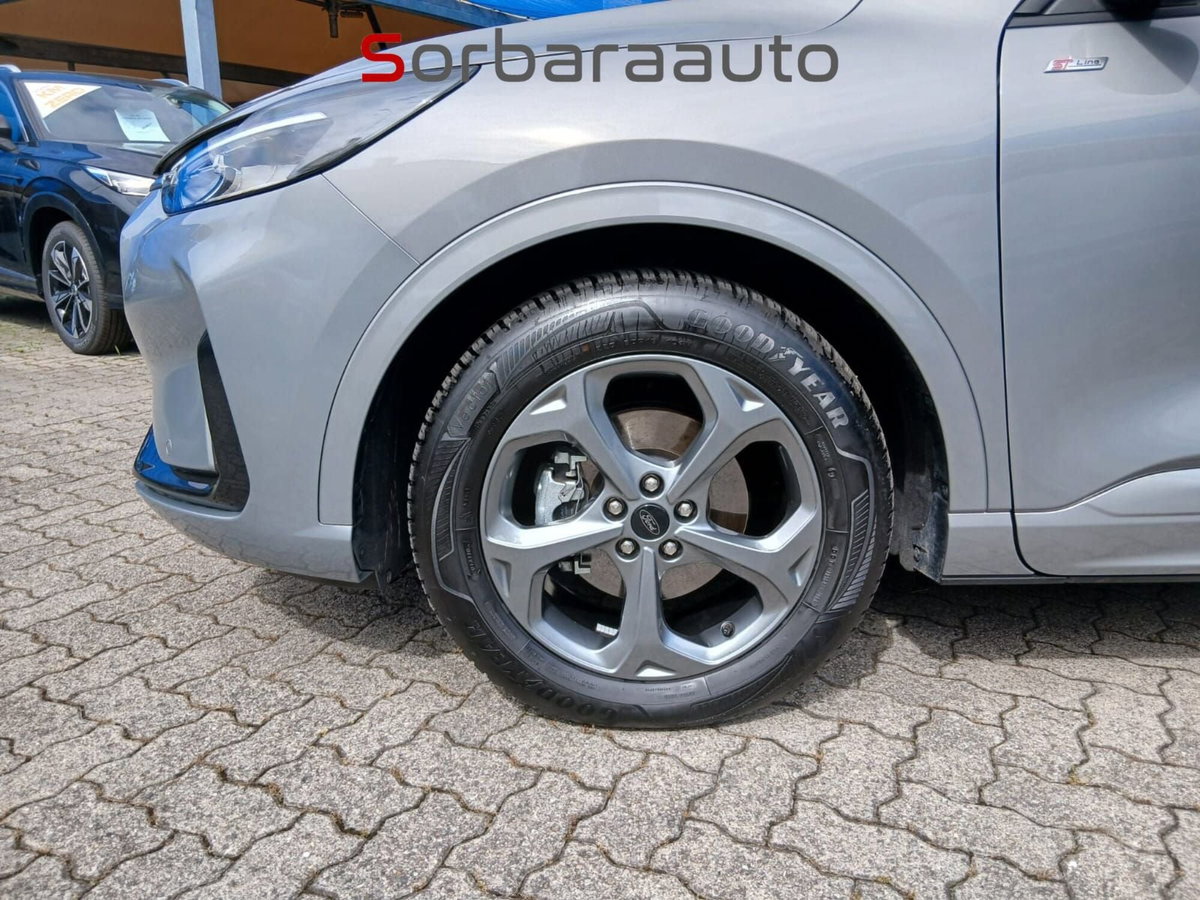 Ford Kuga 2.5 full hybrid Titanium 2wd 180cv auto (8)