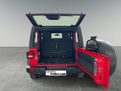 Jeep Wrangler 2.8 CRD DPF Cabrio Auto (4)