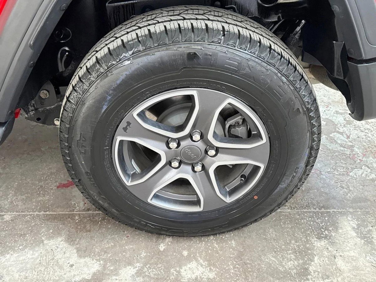 Jeep Wrangler 2.8 CRD DPF Cabrio Auto (9)