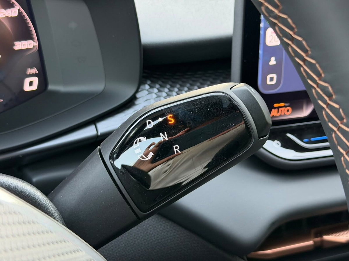 Cupra Terramar 1.5 hybrid 150cv dsg (12)