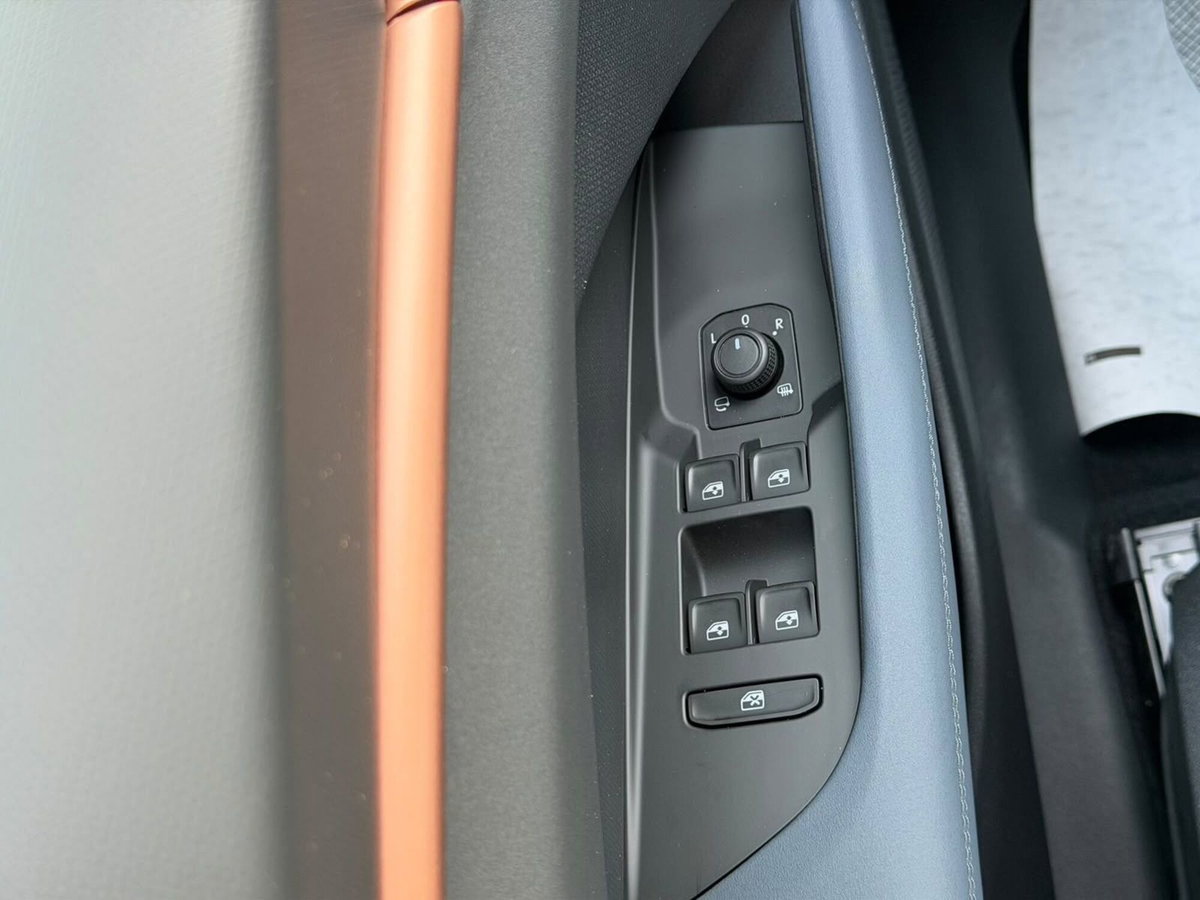 Cupra Terramar 1.5 hybrid 150cv dsg (13)