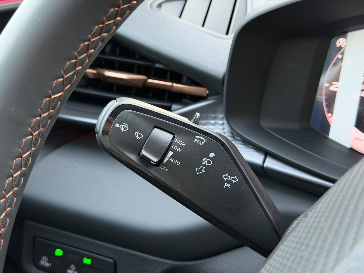 Cupra Terramar 1.5 hybrid 150cv dsg (16)