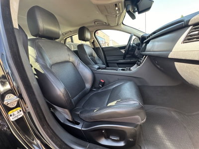 Jaguar XF 2.0 D 180 CV aut. Portfolio (12)