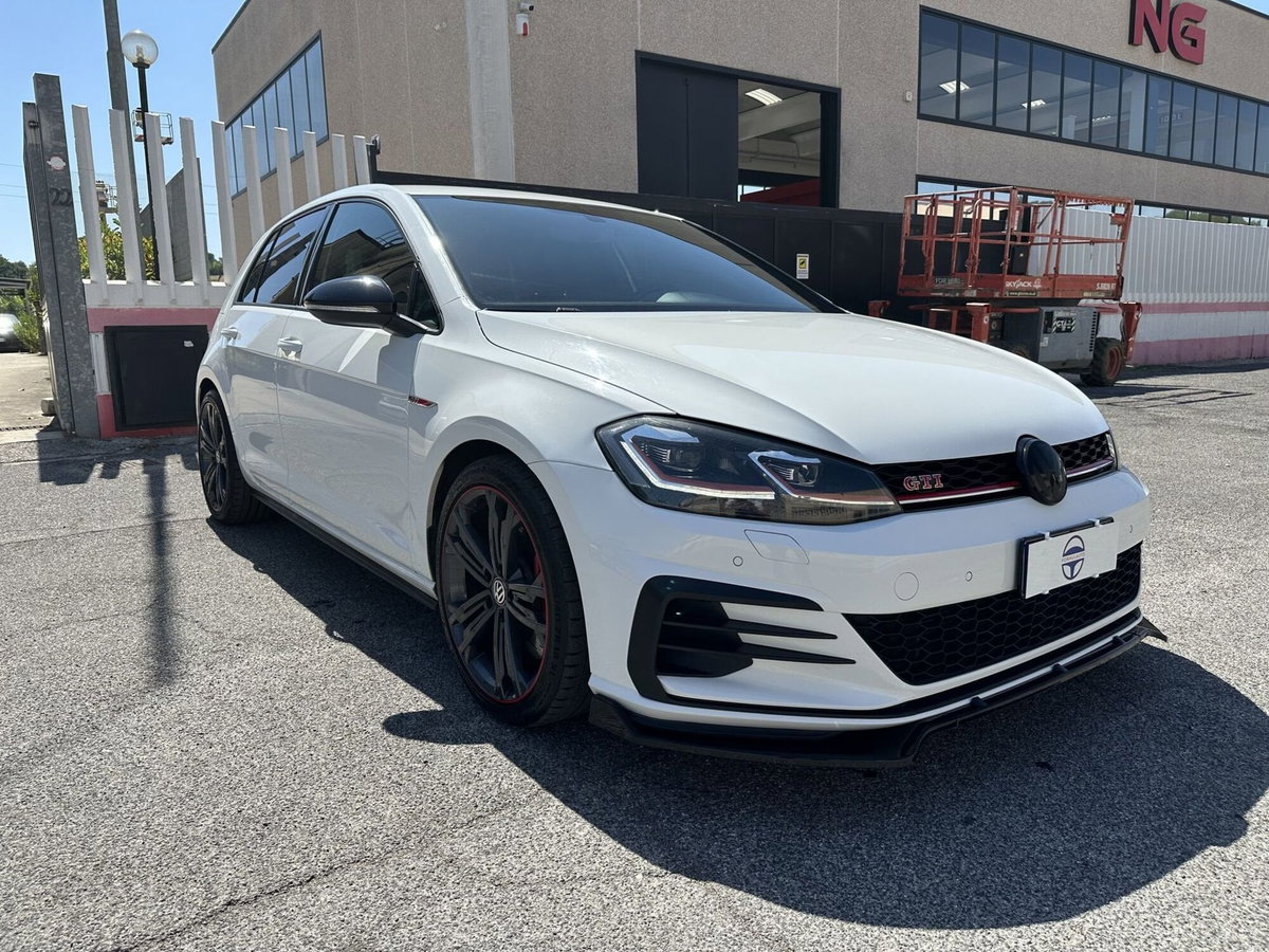 Volkswagen Golf GTI Performance 2.0 245 CV TSI DSG 5p. BMT (8)