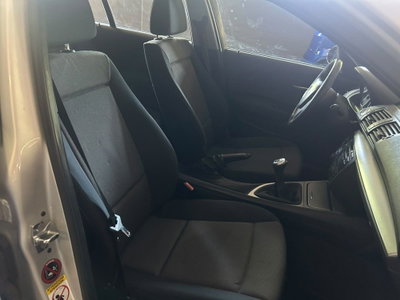 BMW Serie 1 116i cat 5 porte Eletta (11)