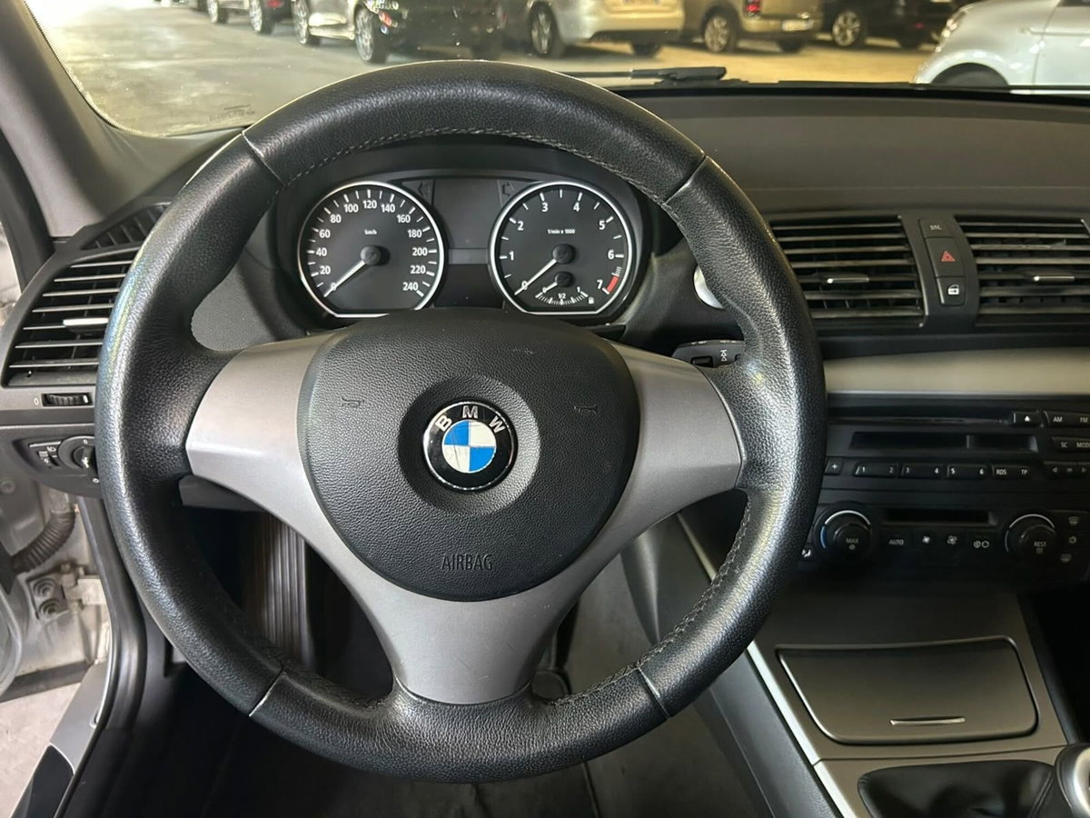 BMW Serie 1 116i cat 5 porte Eletta (13)