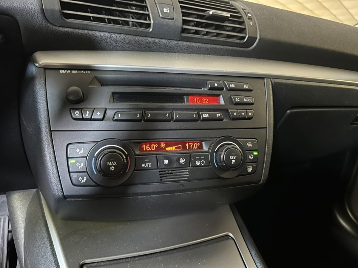 BMW Serie 1 116i cat 5 porte Eletta (14)