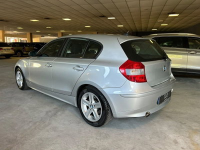 BMW Serie 1 116i cat 5 porte Eletta (6)