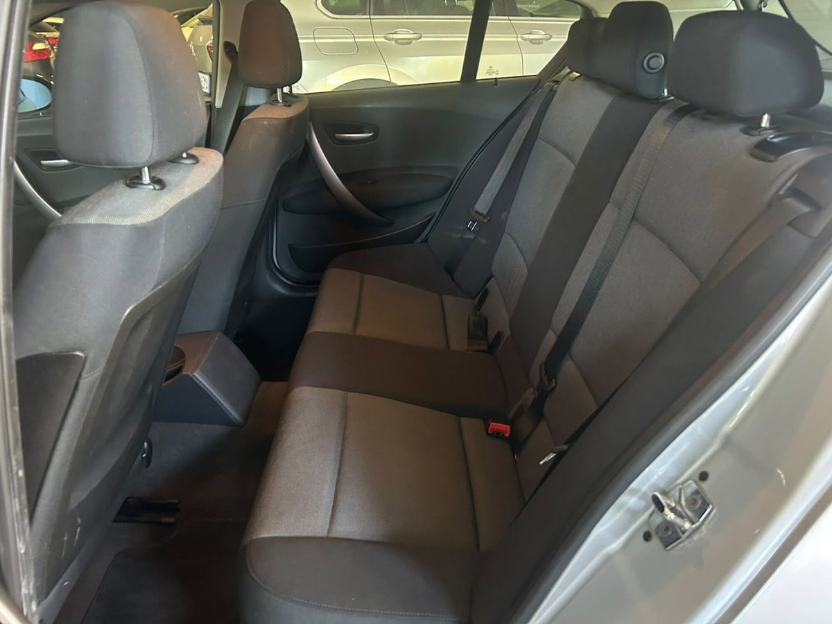 BMW Serie 1 116i cat 5 porte Eletta (9)
